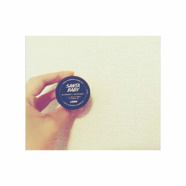 
▶︎▶︎LUSH リップスクラブ サンタベビー


蓋をあけるとハートが散りばめられていて
とっても可愛いです💕
つけ始めはザラザラしてますがクルクルと
マッサージをするとザラザラ感もなくなり
ふっく