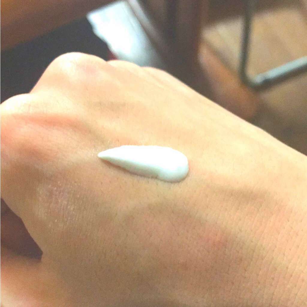 アンブリオリス モイスチャークリーム/アンブリオリス/フェイスクリームを使ったクチコミ(2枚目)