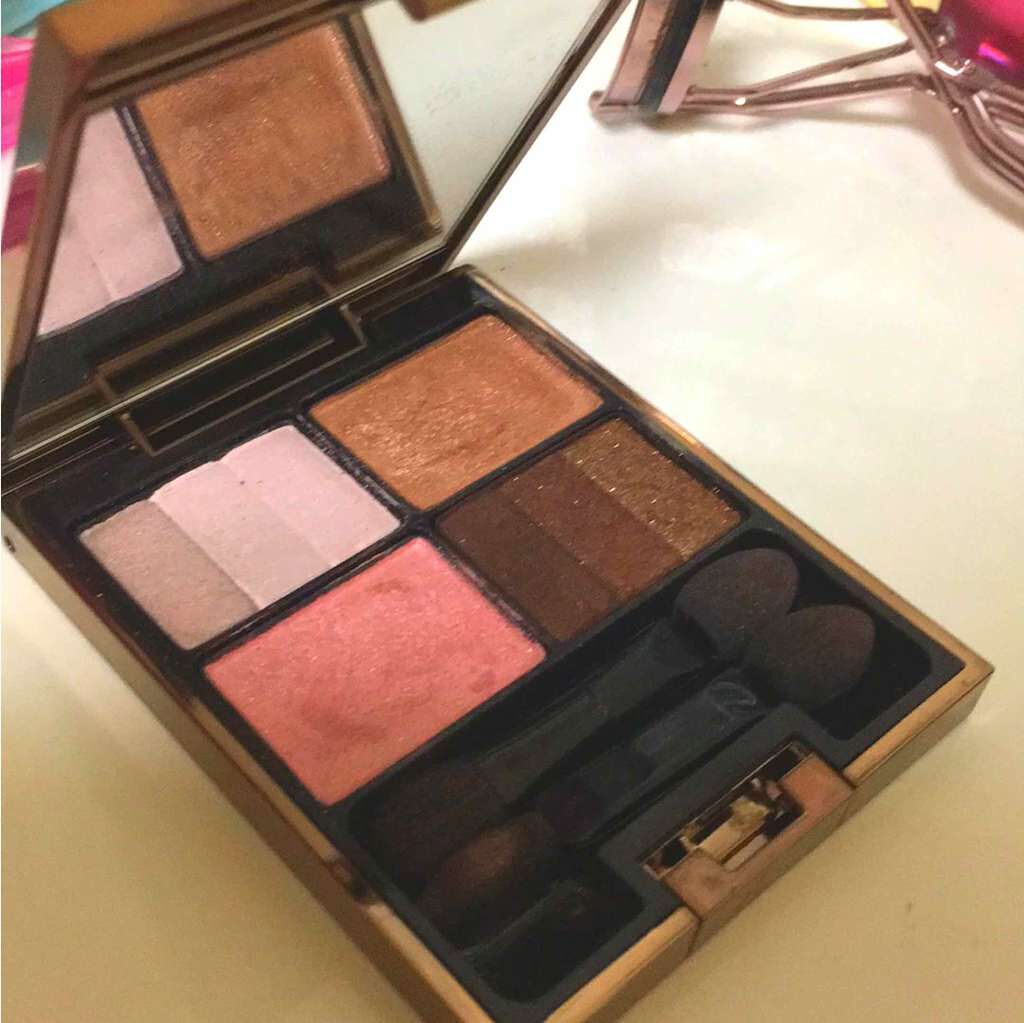 スリーディメンショナルアイズ/LUNASOL/アイシャドウパレットを使ったクチコミ（2枚目）