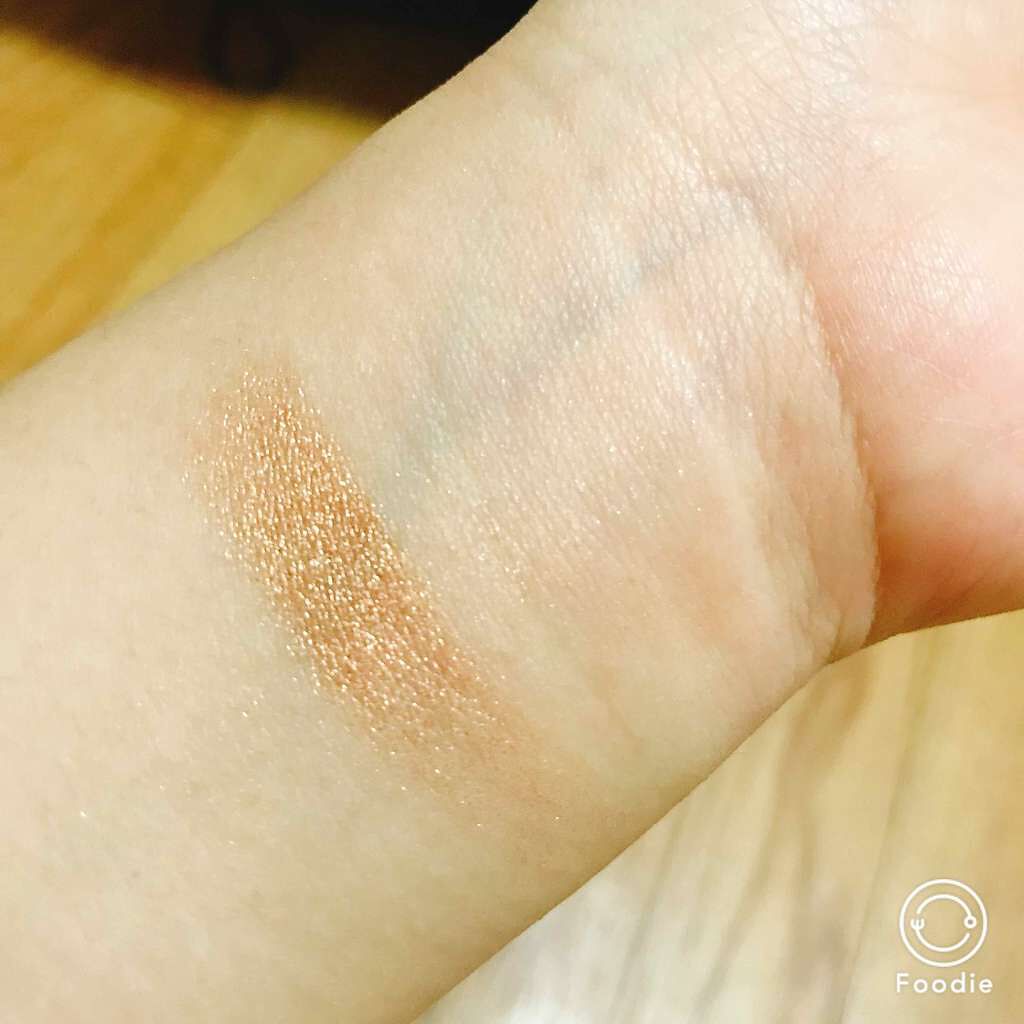 シャドーカスタマイズ/MAJOLICA MAJORCA/単色アイシャドウを使ったクチコミ（2枚目）