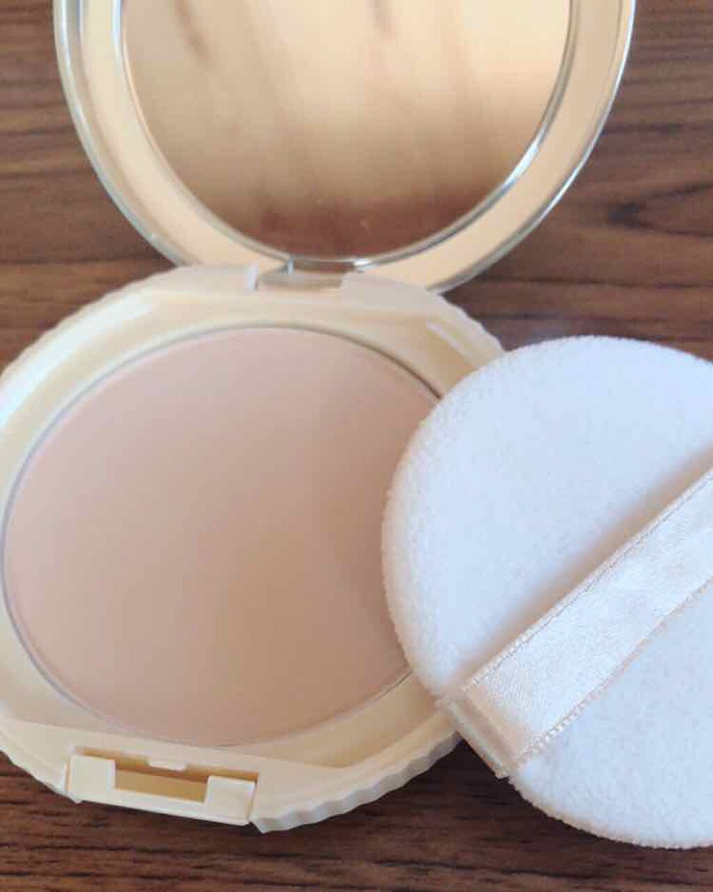 【旧品】マシュマロフィニッシュパウダー/キャンメイク/プレストパウダーを使ったクチコミ(2枚目)