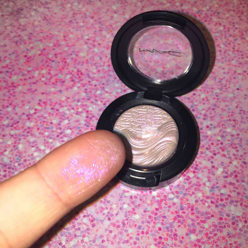 エクストラ ディメンション アイシャドウ/M・A・C/単色アイシャドウを使ったクチコミ(3枚目)