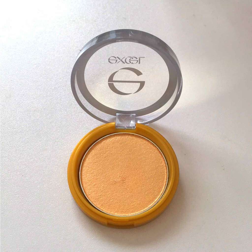 シャイニーシャドウ N/excel/単色アイシャドウを使ったクチコミ（2枚目）