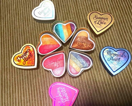 ブラッシング ハート/MAKEUP REVOLUTION/パウダーチークを使ったクチコミ(3枚目)