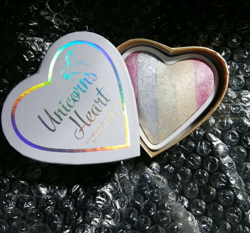 ハートハイライター ユニコーンハート/MAKEUP REVOLUTION/パウダーハイライトを使ったクチコミ(3枚目)