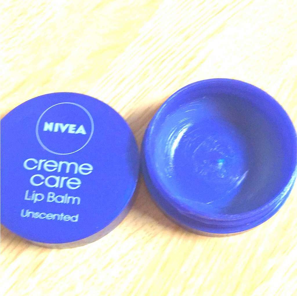 ニベア クリームケア リップバーム 無香料/ニベア/リップケアを使ったクチコミ（1枚目）
