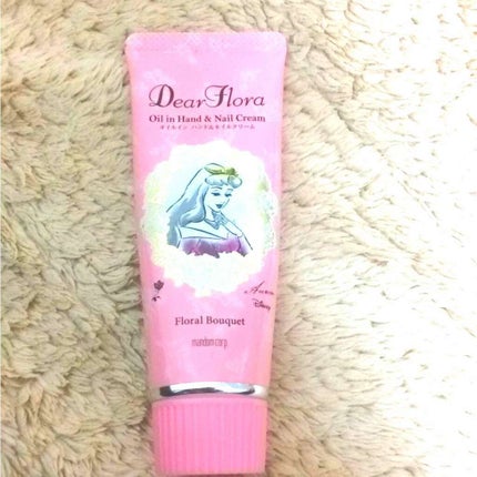 マンダムディアフローラ オイルイン ハンド&ネイルクリーム フローラルブーケ/マンダム/ハンドクリームを使ったクチコミ(1枚目)