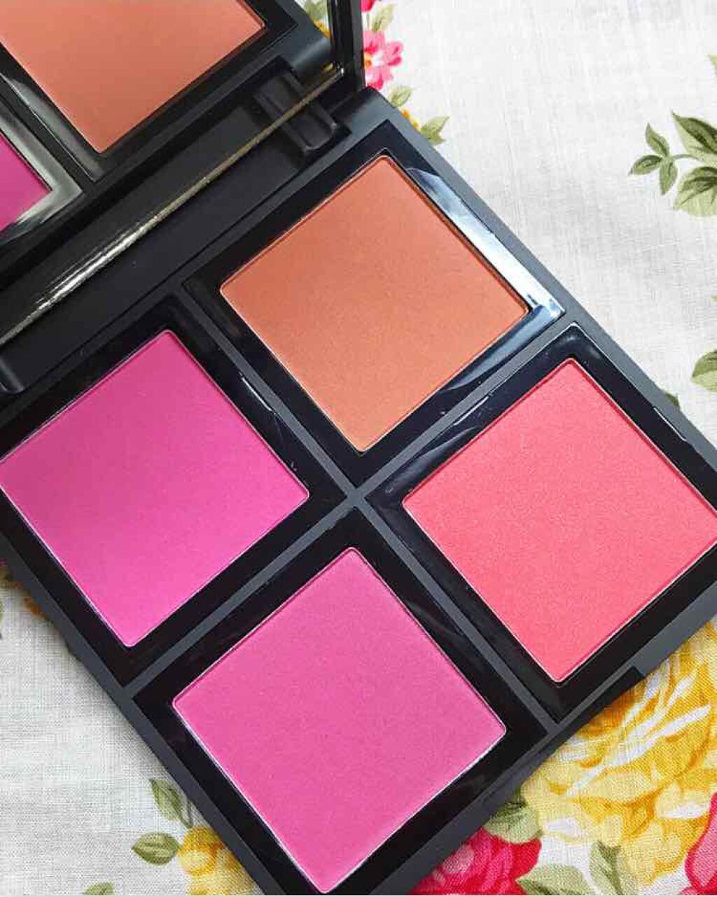 ブラッシュパレット/e.l.f. Cosmetics/パウダーチークを使ったクチコミ(1枚目)