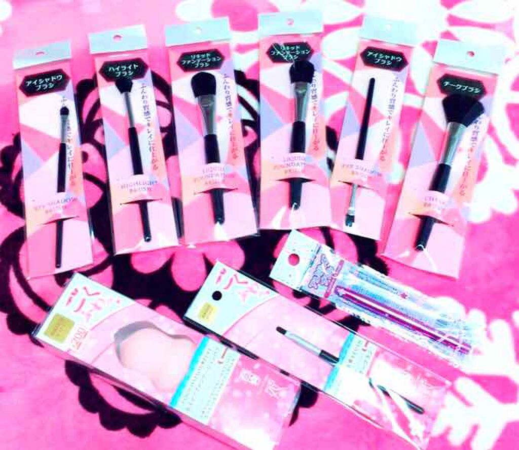 春姫 アイシャドウブラシ/DAISO/メイクブラシを使ったクチコミ(1枚目)