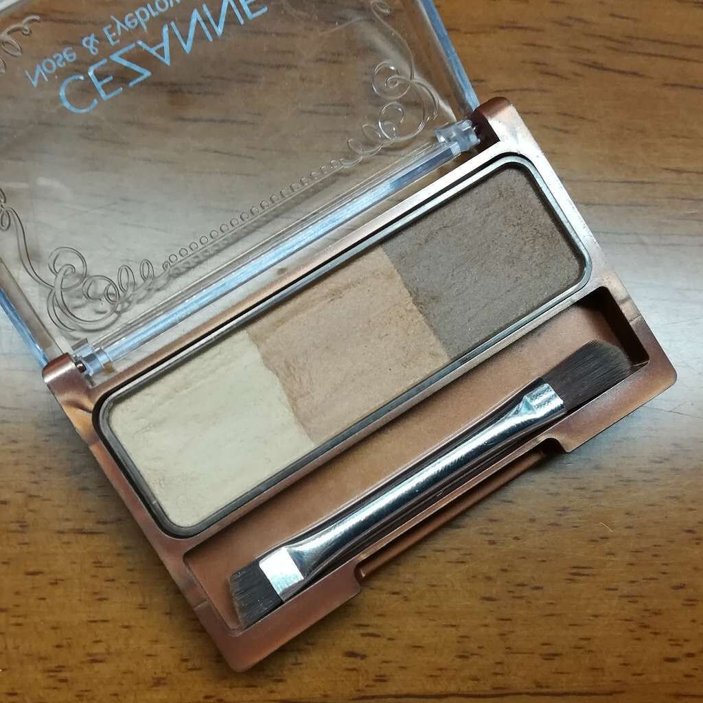 ノーズ&アイブロウパウダー/CEZANNE/パウダーアイブロウを使ったクチコミ(3枚目)