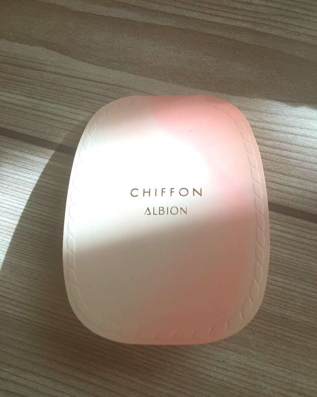 アルビオン スウィート モイスチュア シフォン/ALBION/パウダーファンデーションを使ったクチコミ(1枚目)