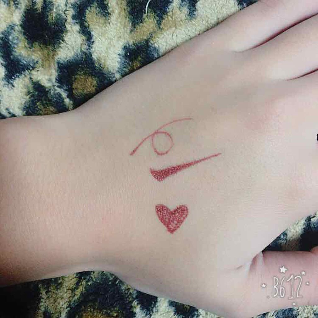 ハイパーシャープ ライナー R/MAYBELLINE NEW YORK/リキッドアイライナーを使ったクチコミ(2枚目)