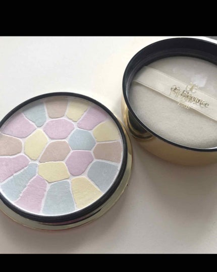 エレガンス ラ プードル オートニュアンス リクスィーズ/Elégance/プレストパウダーを使ったクチコミ(1枚目)