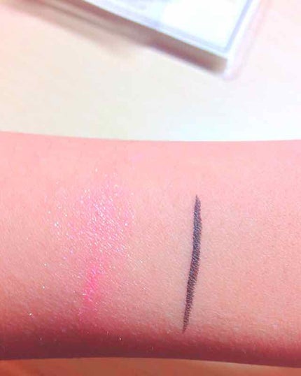 リキッドアイライナー ウォータープルーフ スーパーブラック/ドーリーウインク/リキッドアイライナーを使ったクチコミ(2枚目)