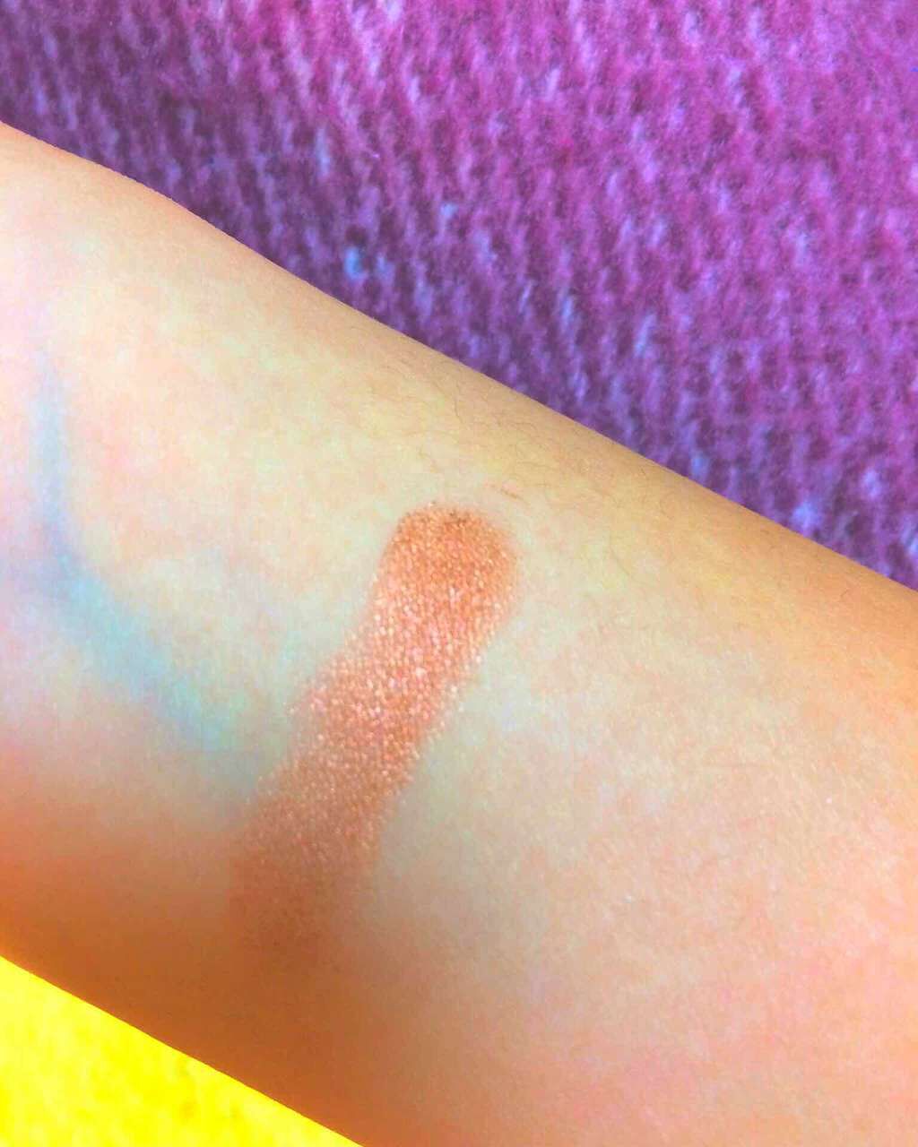 エンジェル ハート アイカラーズ/エンジェルハート/単色アイシャドウを使ったクチコミ(2枚目)