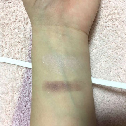 CLINIQUE オール アバウト シャドウ デュオのクチコミ「クリニークのオールアバウトシャドウデュオ20です☺️
貰い物なので自分で選んだ色味ではありま.....」(2枚目)