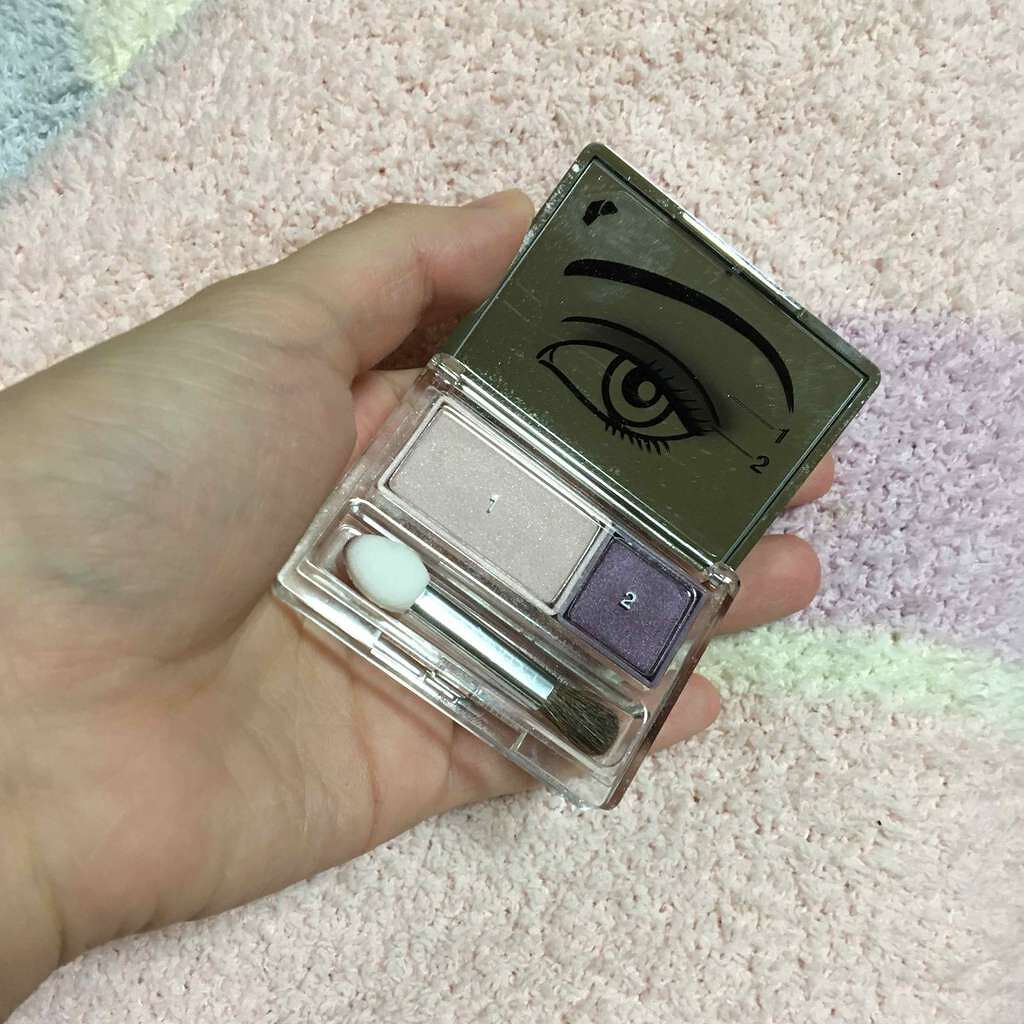 CLINIQUE オール アバウト シャドウ デュオのクチコミ「クリニークのオールアバウトシャドウデュオ20です☺️

貰い物なので自分で選んだ色味ではありま.....」（1枚目）