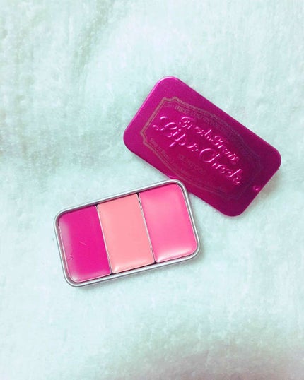 フレッシュフルーツ リップ&チーク トリオ/SKINFOOD/ジェル・クリームチークを使ったクチコミ(1枚目)