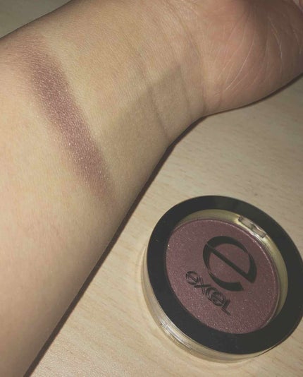 シャイニーシャドウ N/excel/単色アイシャドウを使ったクチコミ(3枚目)