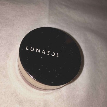 LUNASOL リップバーム［リップクリーム］のクチコミ「ルナソルリップバーム

こちらはルナソルのリップバームです！
ルナソルはアイシャドウが有名です.....」（1枚目）