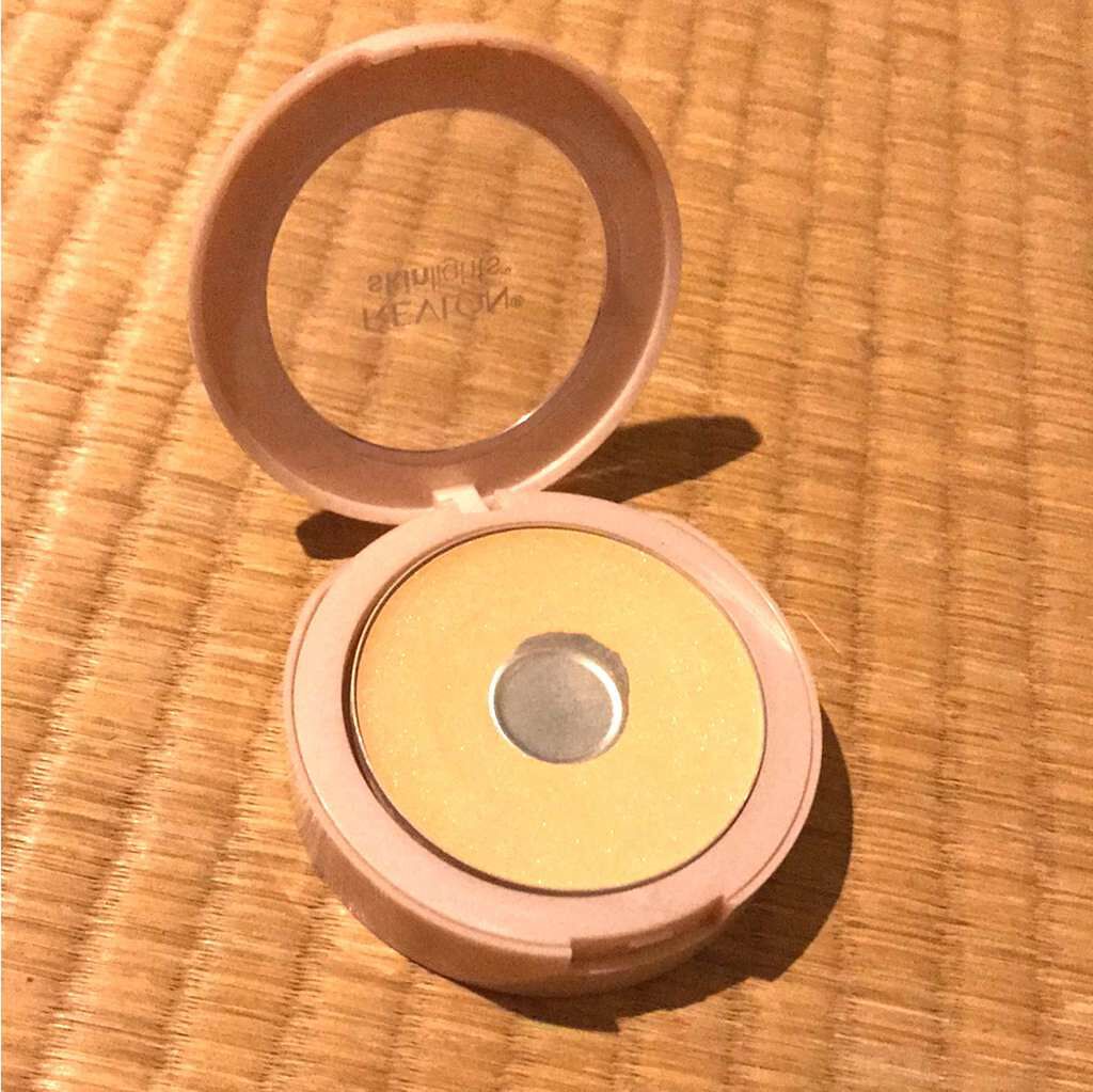 スキンライト プレスト パウダー/REVLON/プレストパウダーを使ったクチコミ(2枚目)