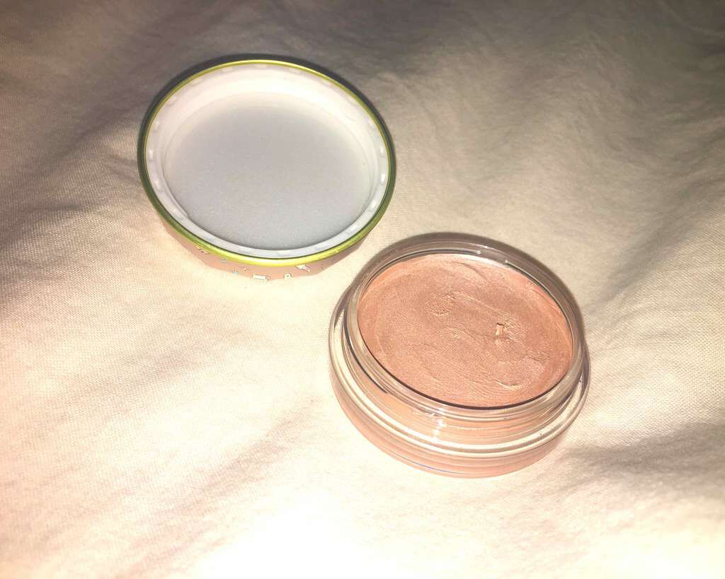 エアリータッチ ポイントビジュ/クラブ/クリームハイライトを使ったクチコミ(2枚目)