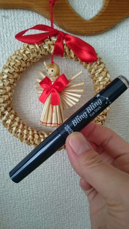 キラキラ アイシャドウ/ETUDE/スティックアイシャドウを使ったクチコミ(2枚目)