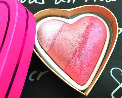 ブラッシング ハート/MAKEUP REVOLUTION/パウダーチークを使ったクチコミ(1枚目)