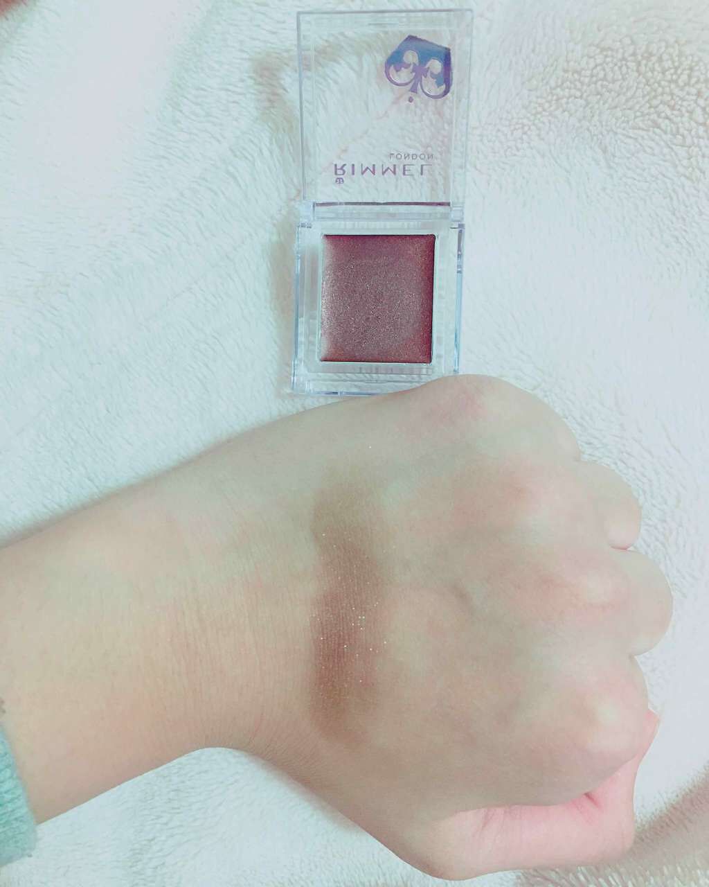 プリズム クリームアイカラー/リンメル ロンドン/ジェル・クリームアイシャドウを使ったクチコミ（3枚目）