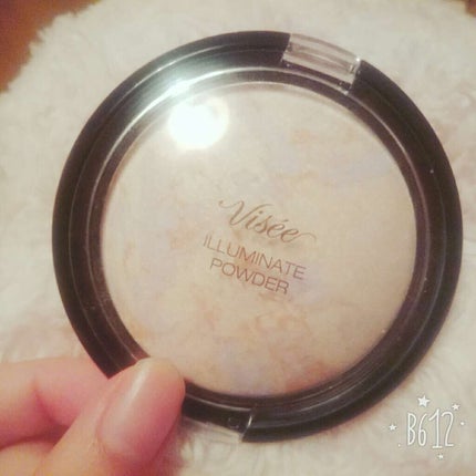 リシェ イルミネート パウダー/Visée/プレストパウダーを使ったクチコミ(1枚目)