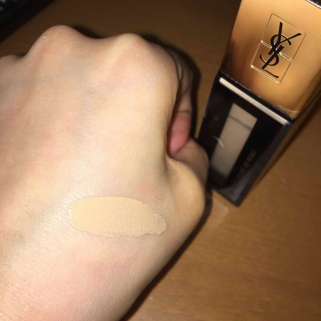 タン アンクル ド ポー B20/YVES SAINT LAURENT BEAUTE/リキッドファンデーションを使ったクチコミ（2枚目）