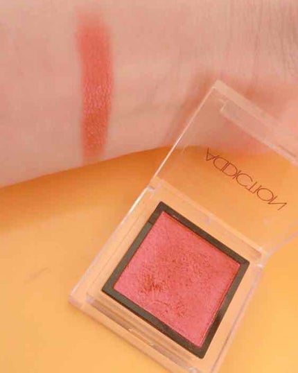 アディクション ザ アイシャドウ/ADDICTION/単色アイシャドウを使ったクチコミ(2枚目)