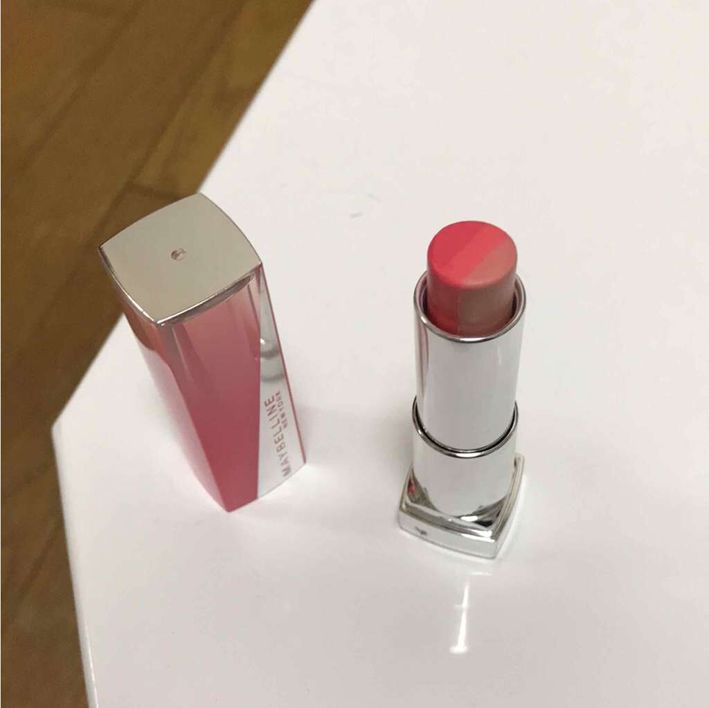 リップ フラッシュ ビッテン ストロボ/MAYBELLINE NEW YORK/口紅を使ったクチコミ(2枚目)