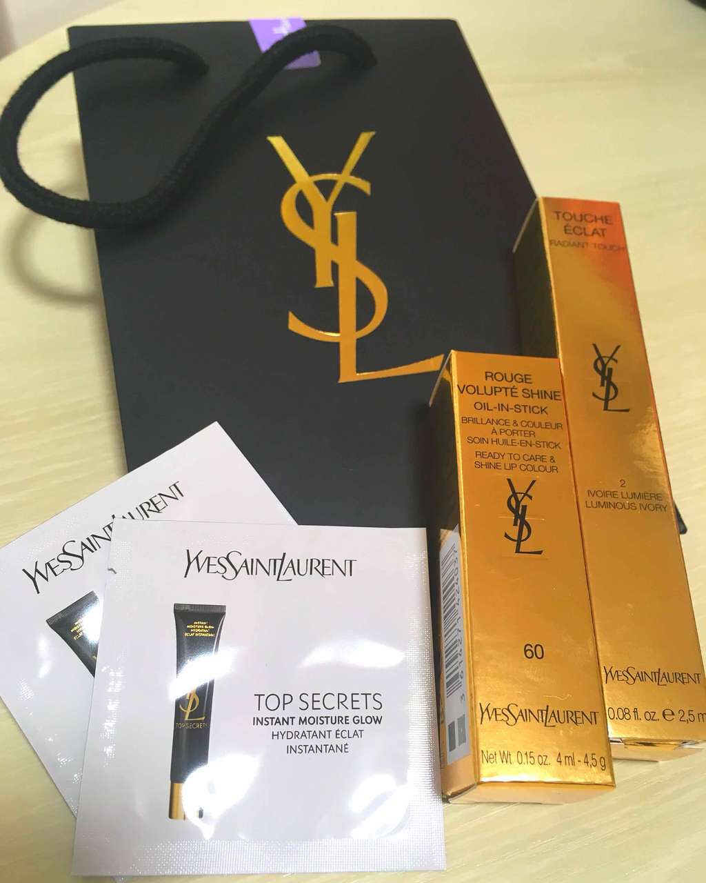 ルージュ ヴォリュプテ シャイン/YVES SAINT LAURENT BEAUTE/口紅を使ったクチコミ（1枚目）