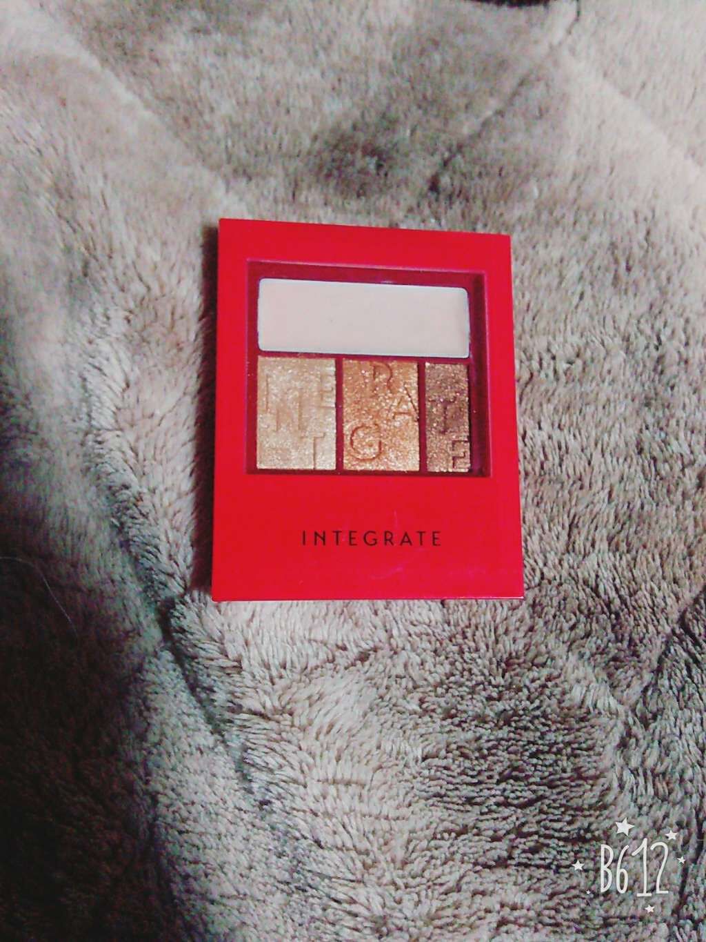 グロッシーリッチ アイズ/Visée/アイシャドウパレットを使ったクチコミ(2枚目)