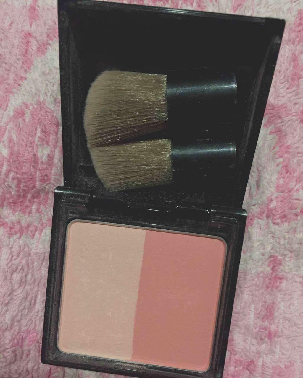 3Dコントラスティングチークス/KATE/パウダーチークを使ったクチコミ（2枚目）