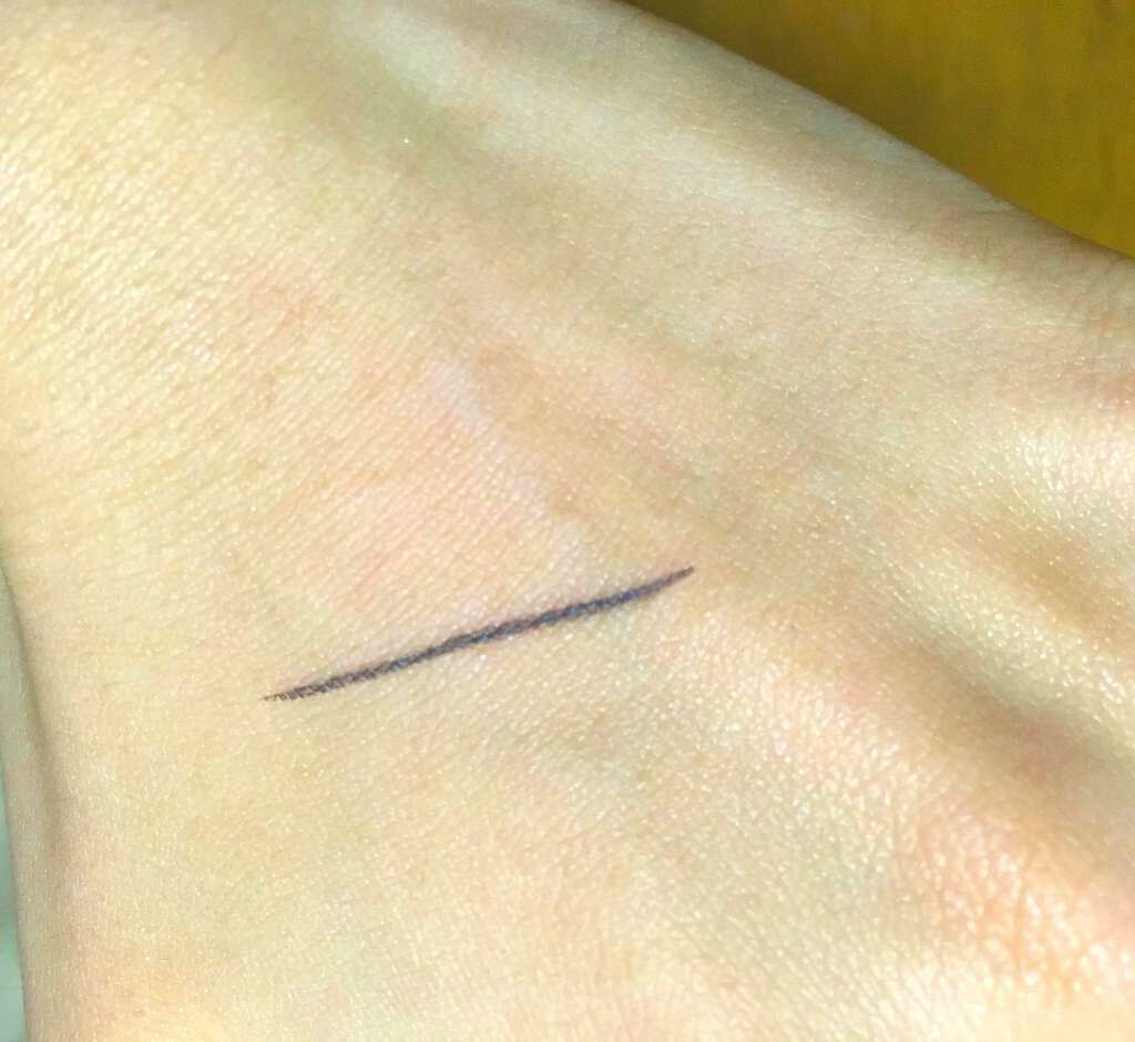 ラブ・ライナー リキッドアイライナーR3/ラブ・ライナー/リキッドアイライナーを使ったクチコミ(2枚目)