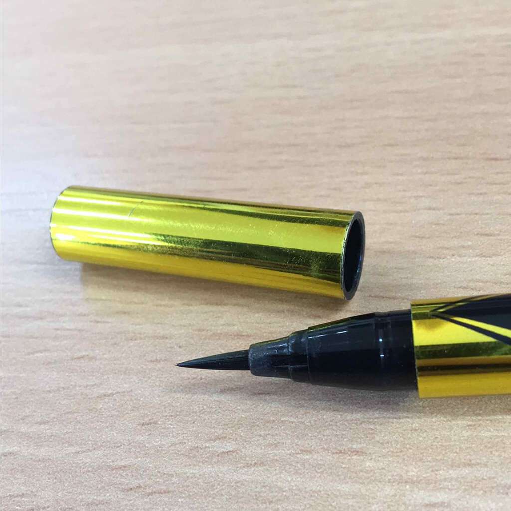 ハイパーシャープ ライナー R/MAYBELLINE NEW YORK/リキッドアイライナーを使ったクチコミ(2枚目)