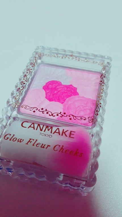 グロウフルールチークス/キャンメイク/パウダーチークを使ったクチコミ(1枚目)