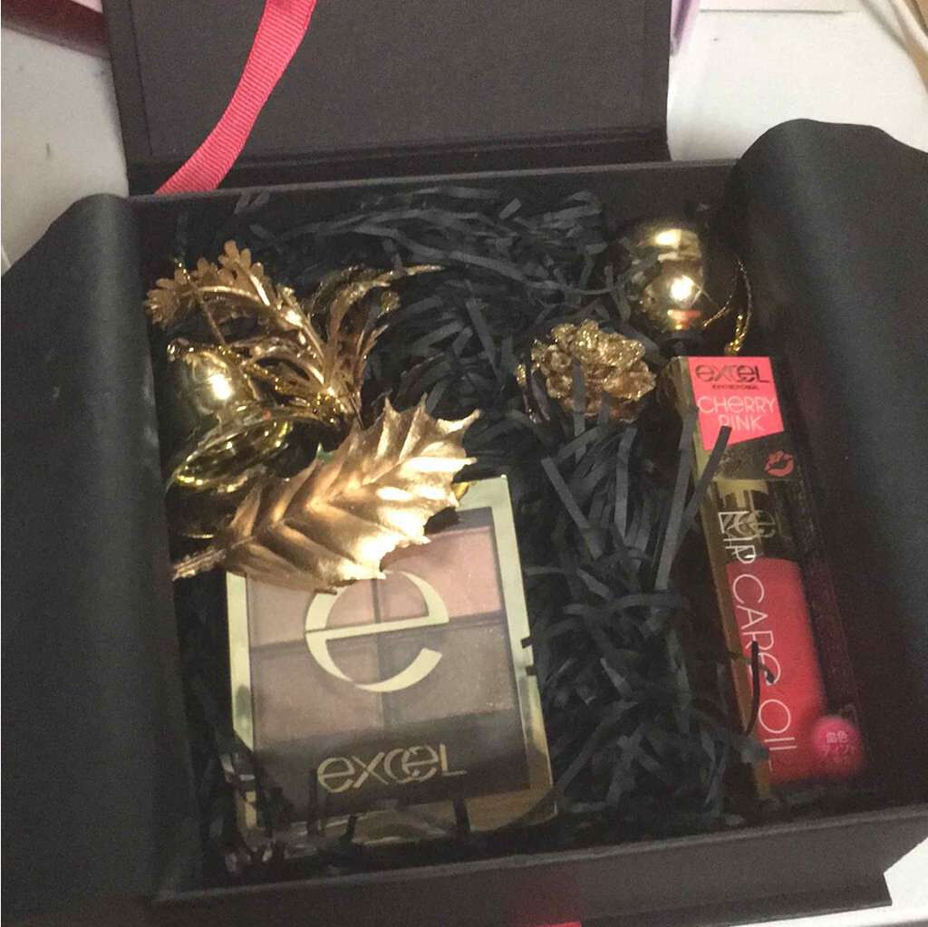 スキニーリッチシャドウ/excel/アイシャドウパレットを使ったクチコミ(2枚目)