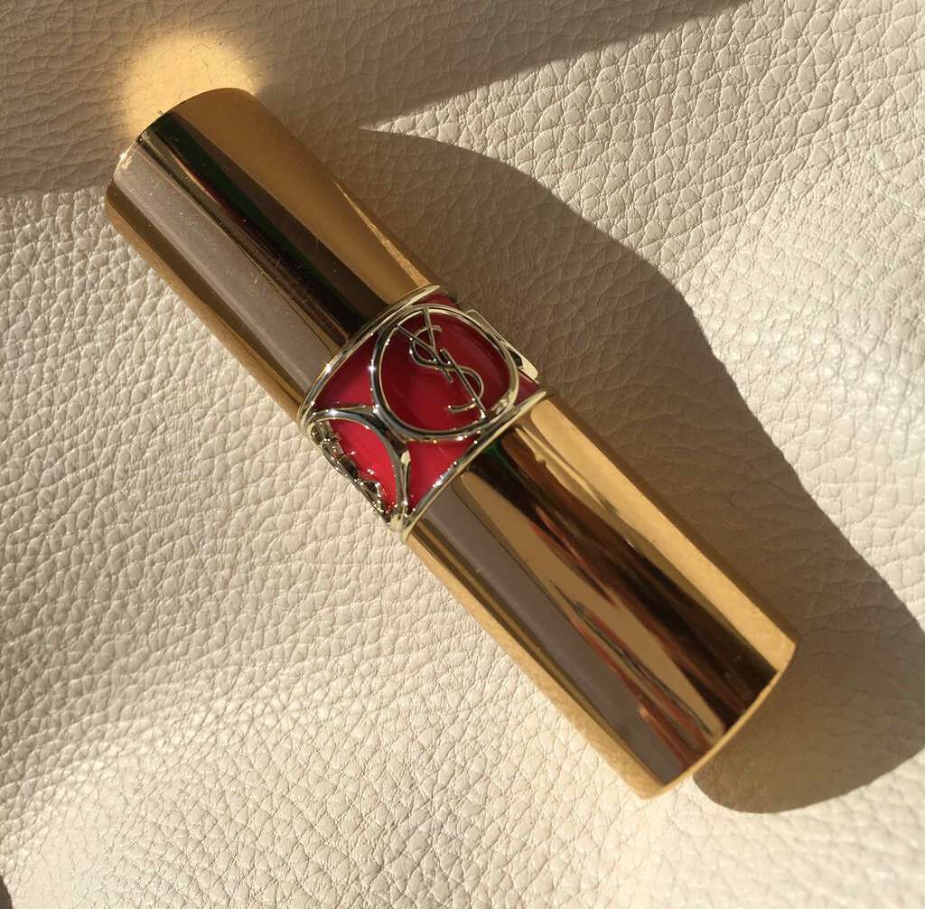 ルージュ ヴォリュプテ シャイン/YVES SAINT LAURENT BEAUTE/口紅を使ったクチコミ(1枚目)