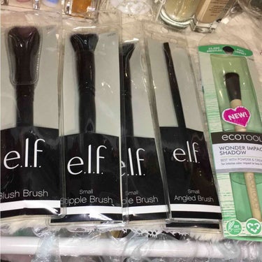 クレイ・アイシャドウ・パレット/e.l.f. Cosmetics/アイシャドウパレットを使ったクチコミ（3枚目）