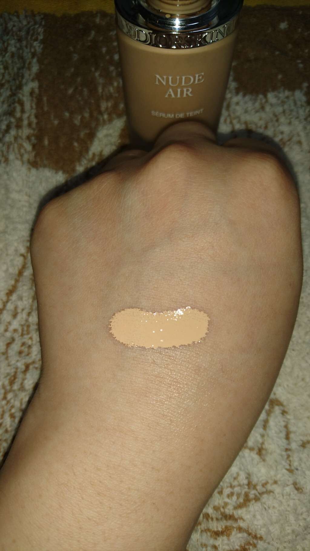 ディオールスキン ヌード エアー フルイド/Dior/リキッドファンデーションを使ったクチコミ(3枚目)
