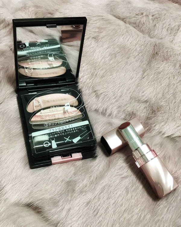 ブラシひと塗りシャドウ/オーブ/アイシャドウパレット by すぴこ