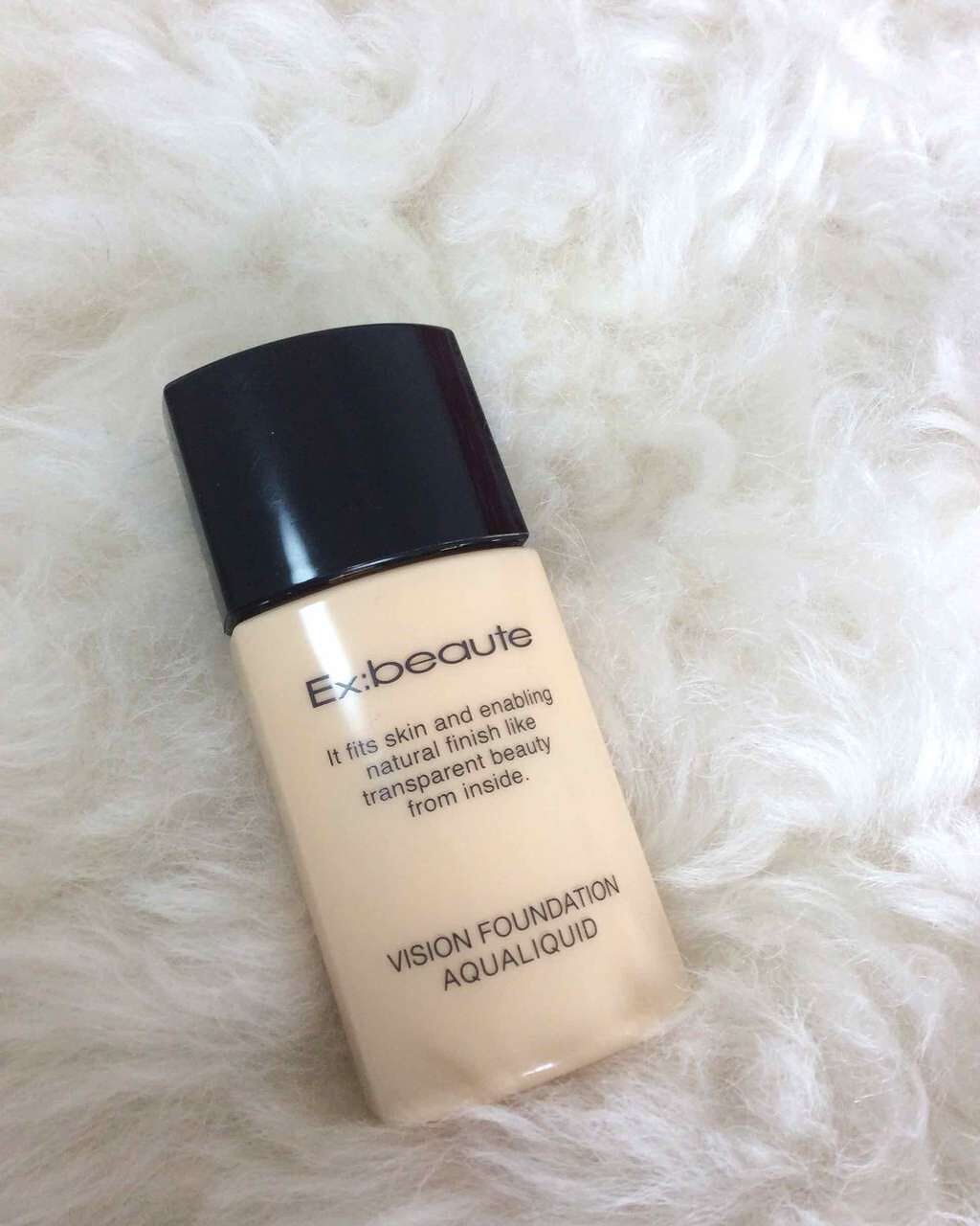 エクスボーテ ビジョンファンデーション アクアリキッドのクチコミ「私は元から肌が乾燥しやすくて悩んでたのですが、このファンデーションを使い始めてから肌の乾燥が全.....」（1枚目）