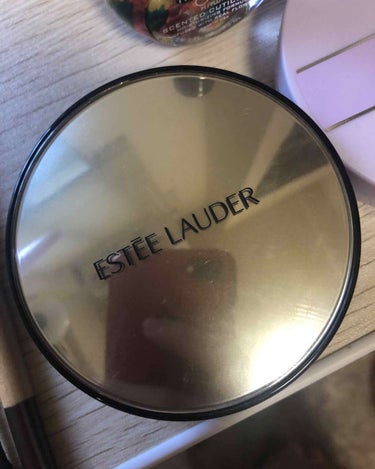 ESTEE LAUDER ダブル ウェア メークアップ トゥ ゴー リクイッド コンパクトのクチコミ「これはリキッドのダブルウェアをずっと使っていましたが、リキッドは肌に負担が多い気がしてでもクッ.....」（1枚目）