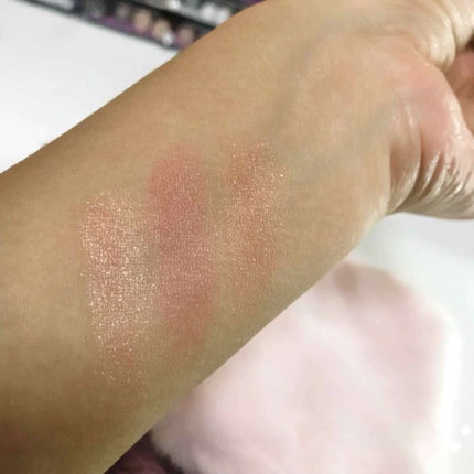 ブラッシング ハート/MAKEUP REVOLUTION/パウダーチークを使ったクチコミ(2枚目)