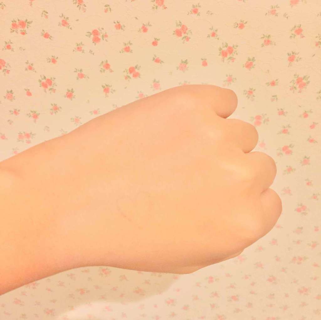 マジックスノークッション ブラック 2.0/APRILSKIN/クッションファンデーションを使ったクチコミ（3枚目）