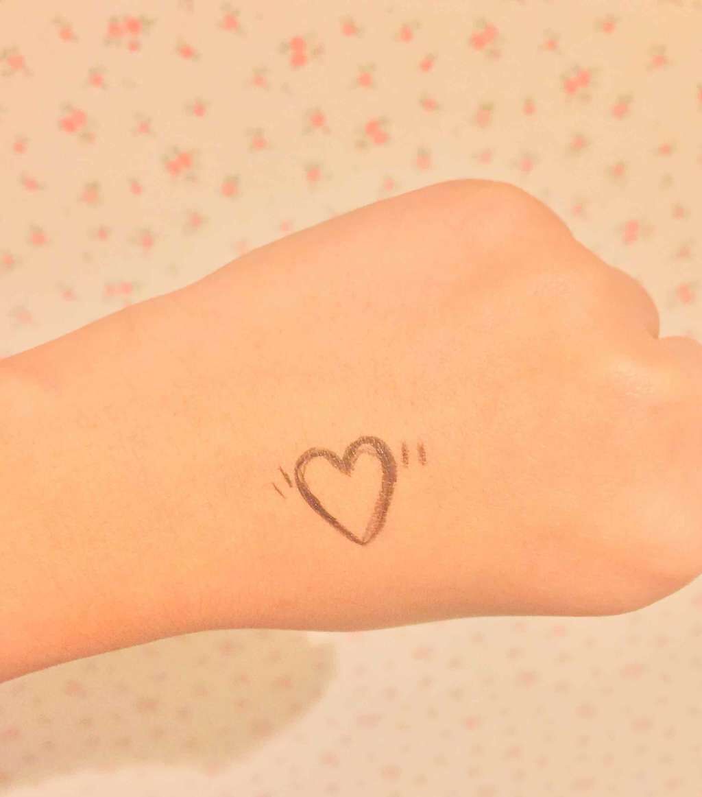 マジックスノークッション ブラック 2.0/APRILSKIN/クッションファンデーションを使ったクチコミ（2枚目）