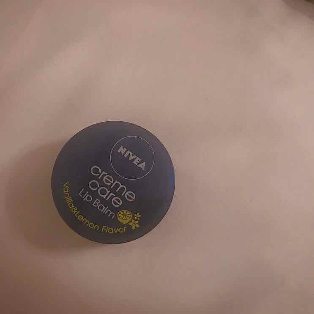 ニベア クリームケア リップバーム バニラ&レモンの香り/ニベア/リップケアを使ったクチコミ（1枚目）